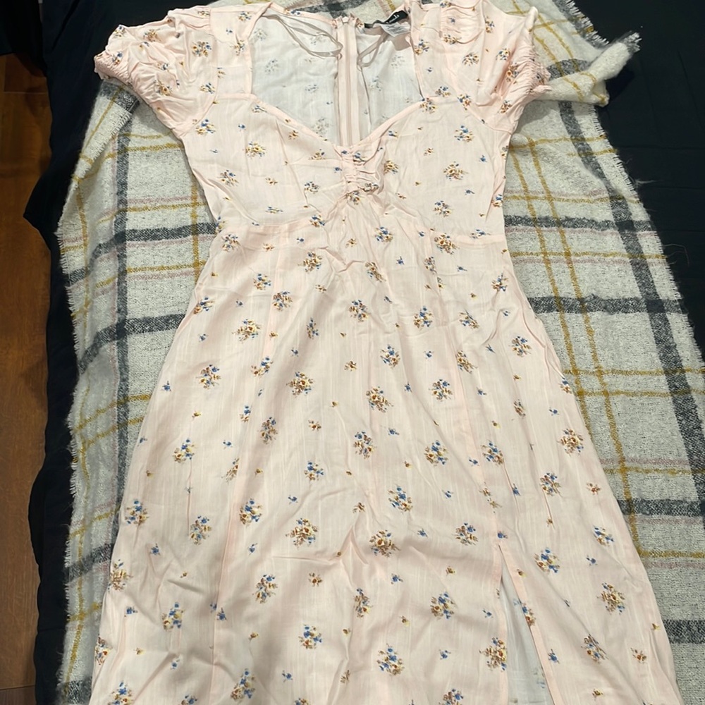 Cute flowers dressed size s